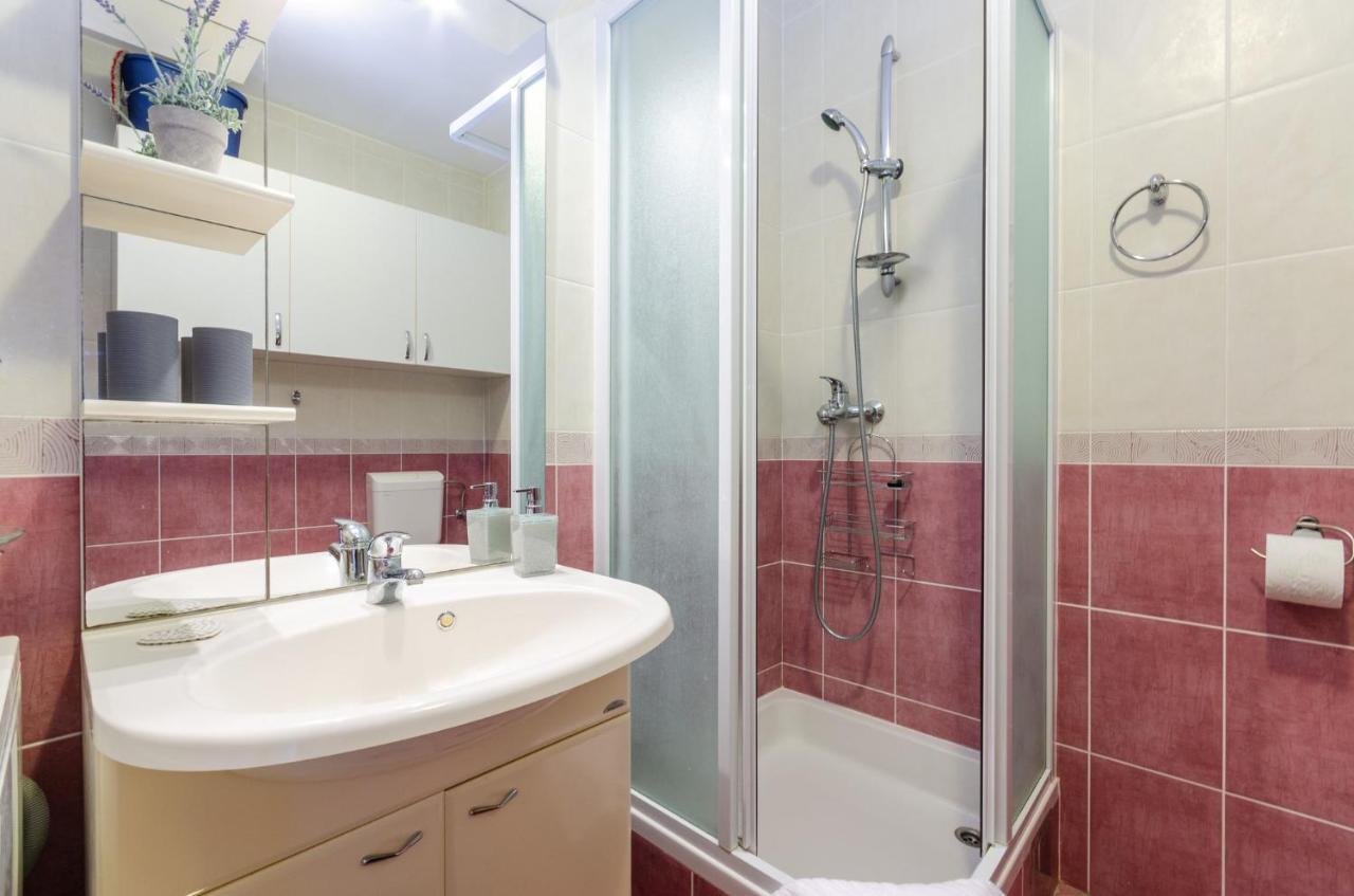 Juanita Apartment ดรามัลย์ ภายนอก รูปภาพ